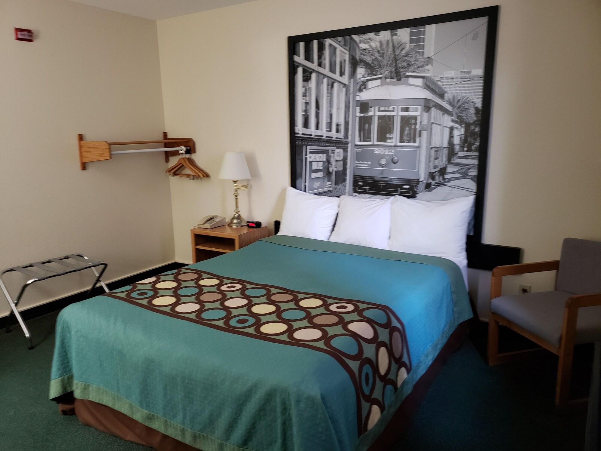 Super 8 By Wyndham Moose Jaw Sk Hotell Exteriör bild