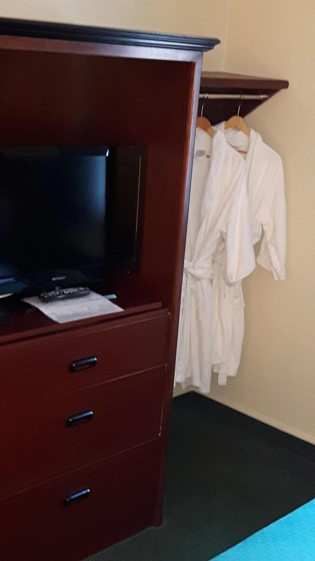 Super 8 By Wyndham Moose Jaw Sk Hotell Exteriör bild